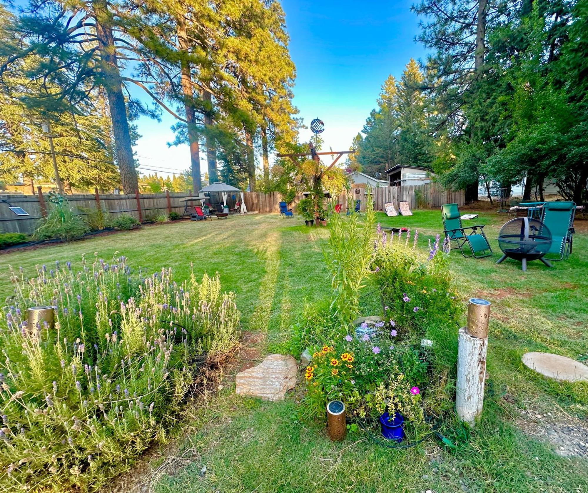 The Pines Inn And Cottages Grass Valley Esterno foto