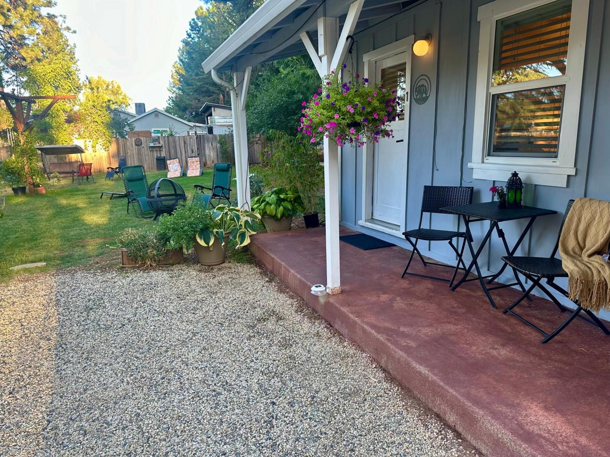 The Pines Inn And Cottages Grass Valley Esterno foto